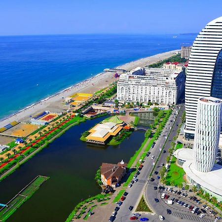 바투미 Sea View From The Clouds 아파트 호텔 외부 사진